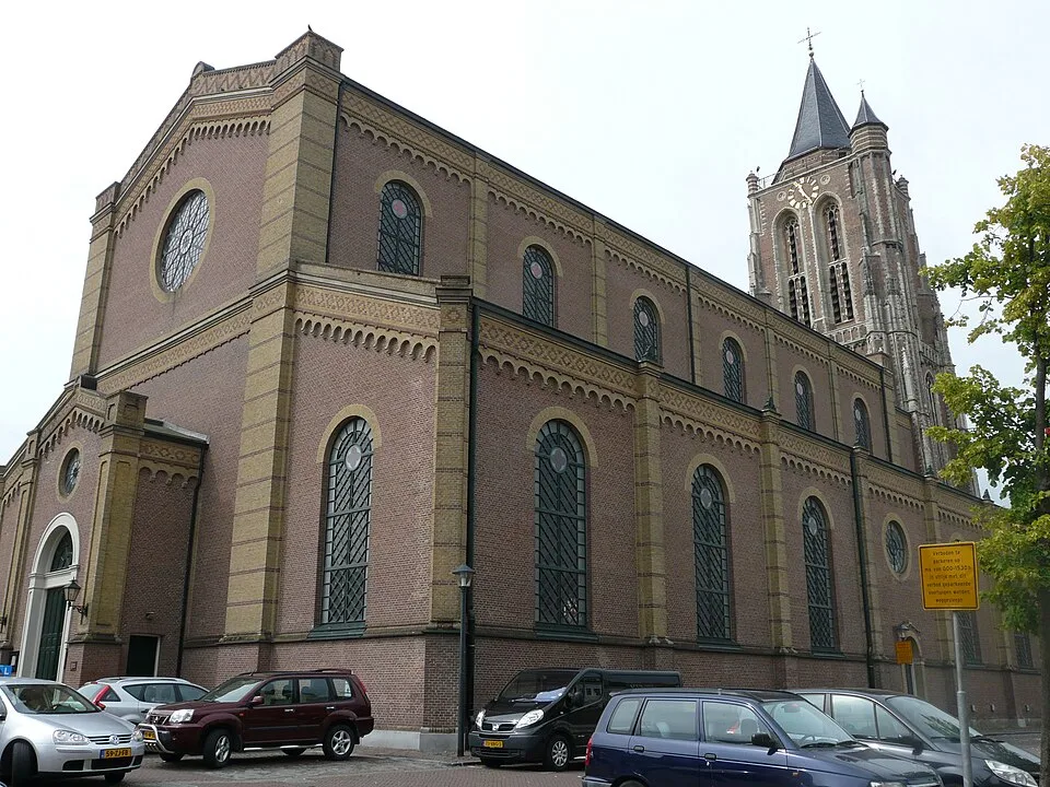 Grote Kerk mit dem Grote Toren in Gorinchem