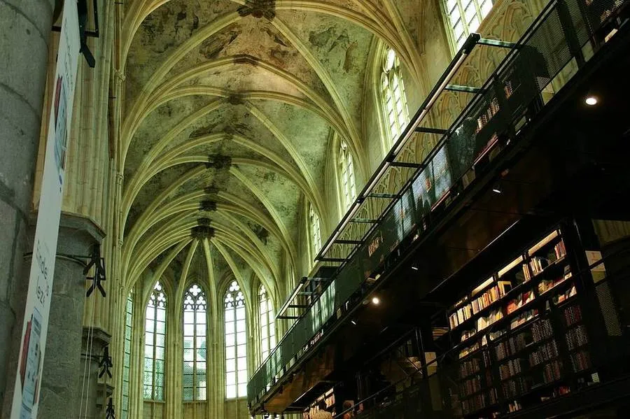 Buchhandlung Dominicanen in Maastricht