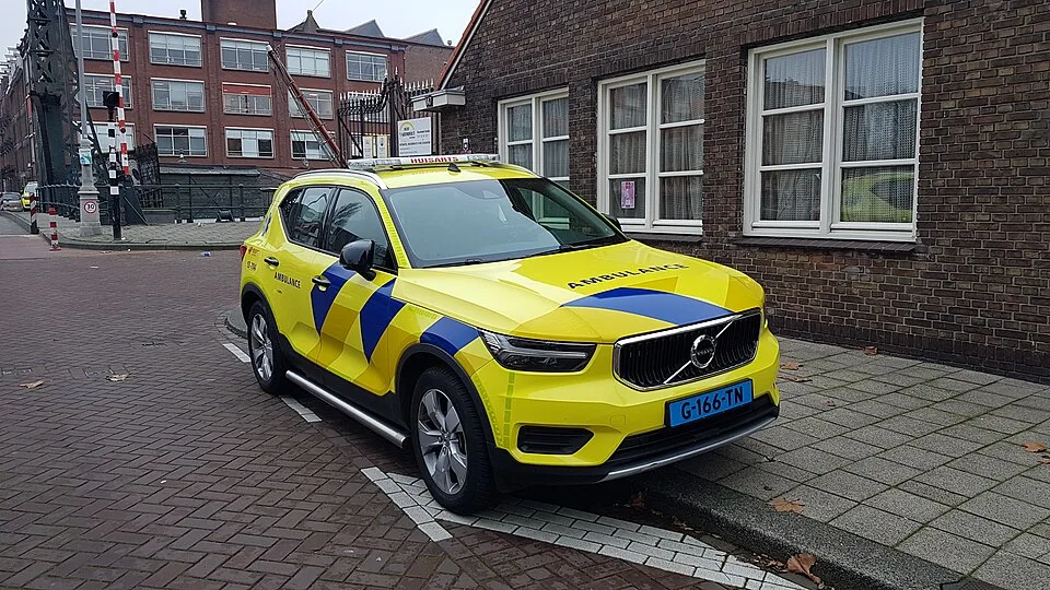 Fahrzeug des niederländischen Rettungsdienstes