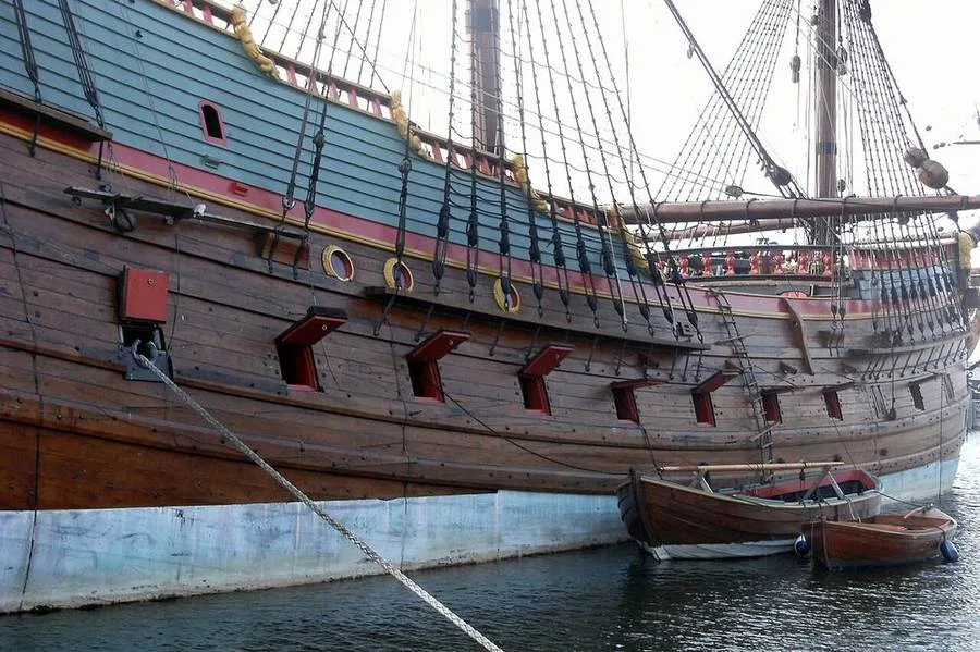 Die Batavia im Hafen von Lelystad