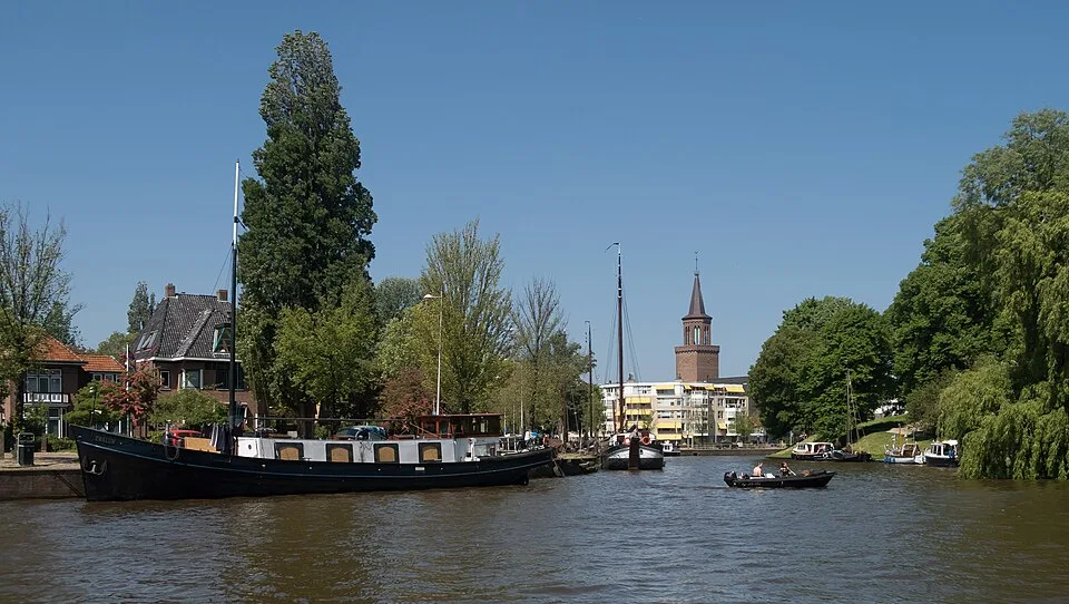 Grachten und Häuser in Leeuwarden