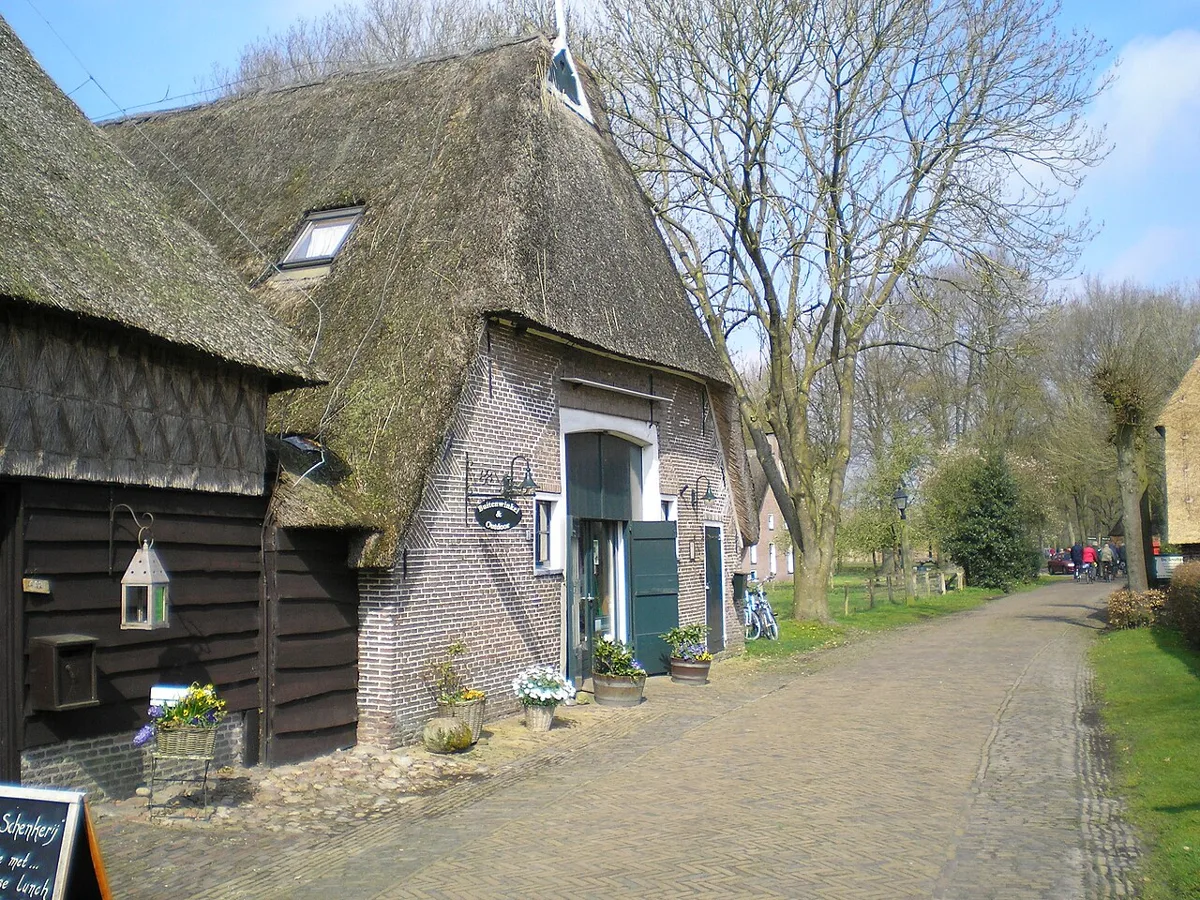 Historisches Bauernhaus an der Schoolstraat in Orvelte