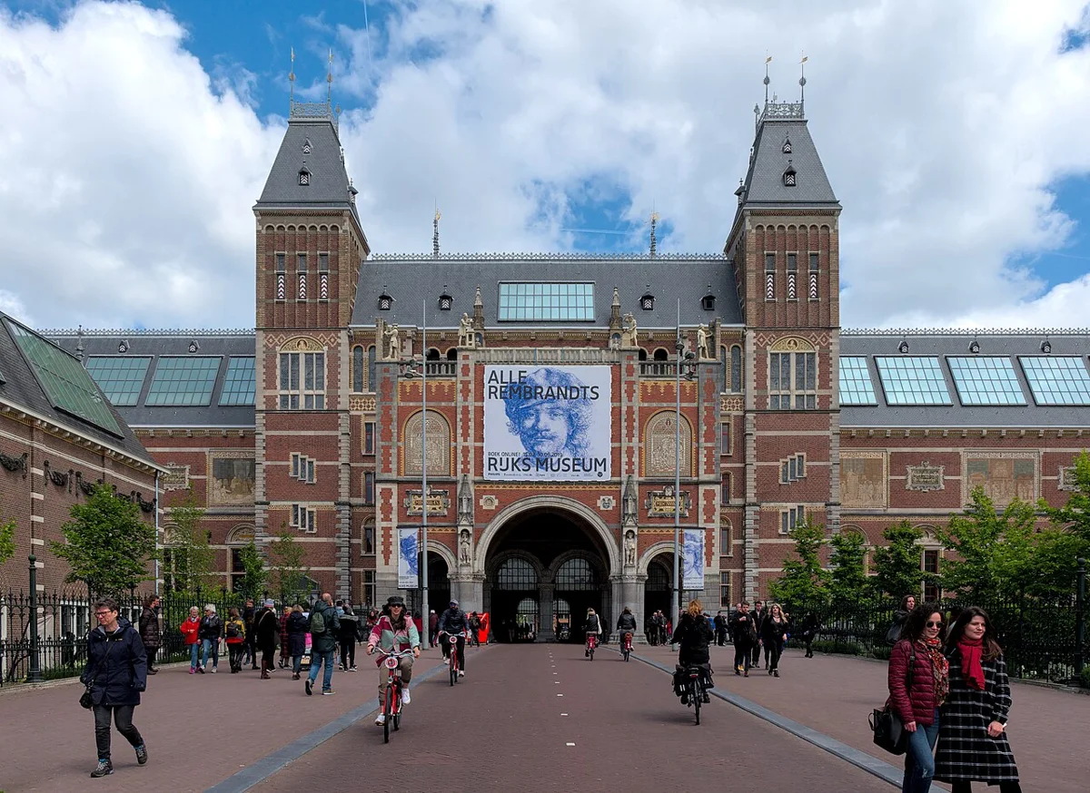 Das Rijksmuseum in Amsterdam