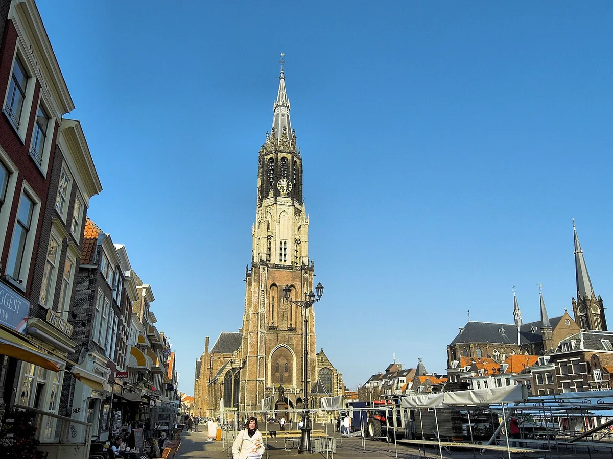 Der Markt mit der Nieuwe Kerk in Delft