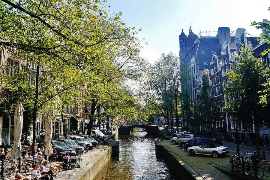 Grachten in Amsterdam: Rundfahrt & Route zu Fuß